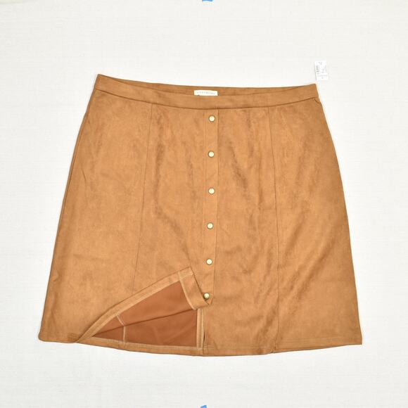 NEW Retrology Women's A Line Button Faux Suede Skirt Polyester Brown Size 2X - Picture 2 of 8